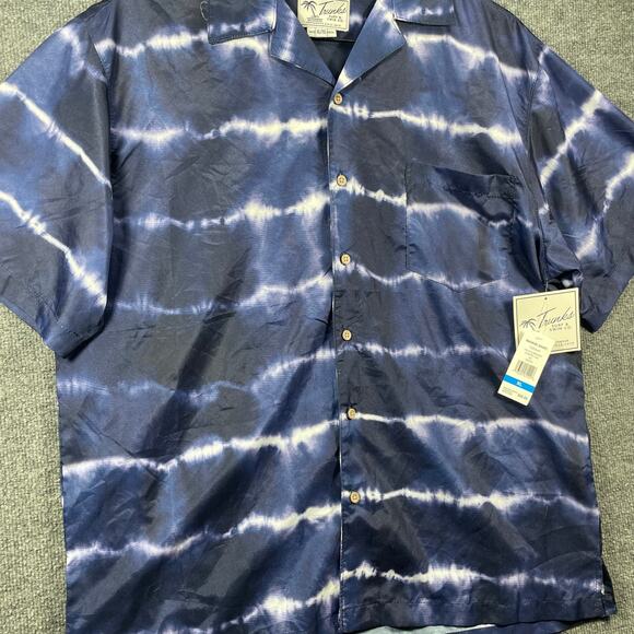 NWT Trunks Button Up Tie Dye Shirt Men's XL Blue/White Striped Casual Beachwear - Picture 3 of 11